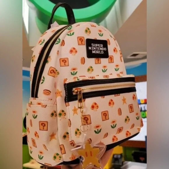 Universal Studios Hollywood Super Nintendo World 8 Bit Mini Backpack NWT - Picture 4 of 4
